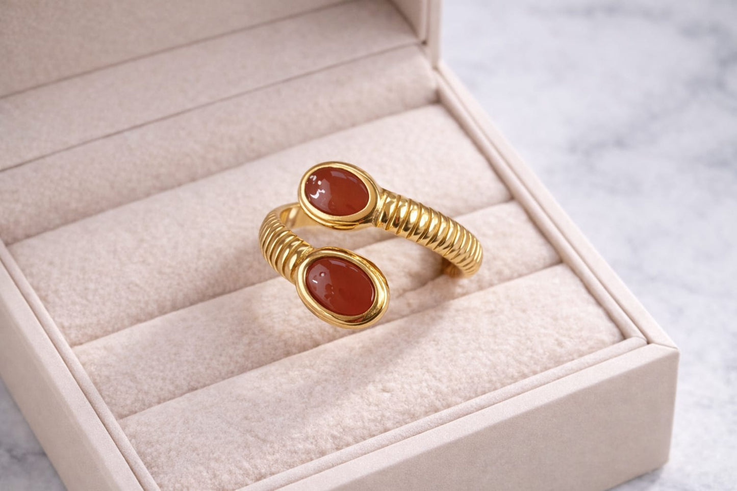 Double rounded ring