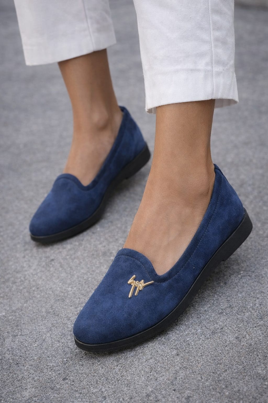 Dark blue ballerine