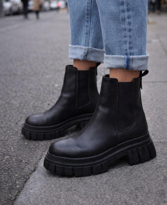 Angelica ankle boots
