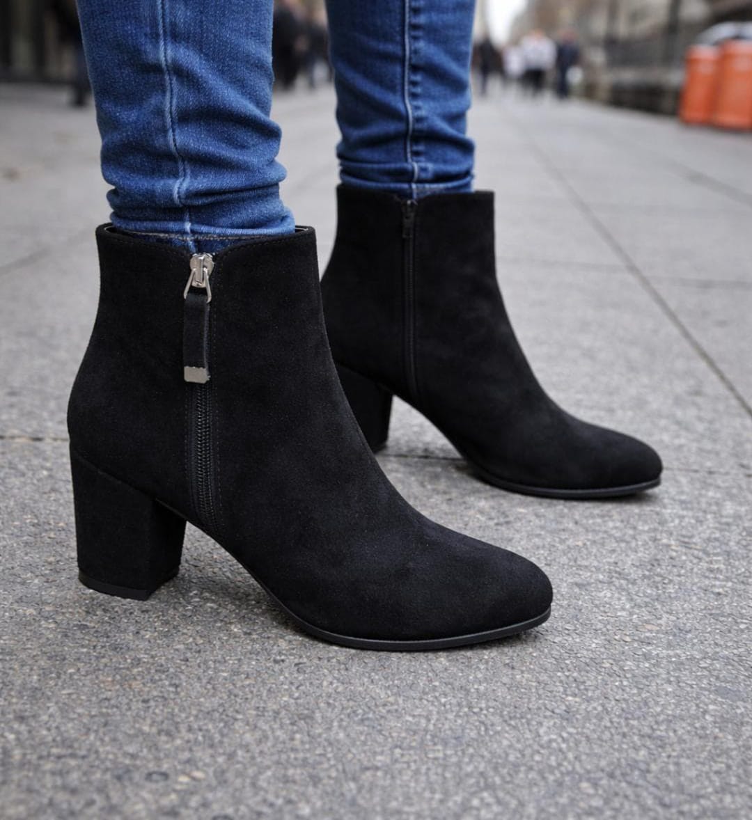 Zoe Heels