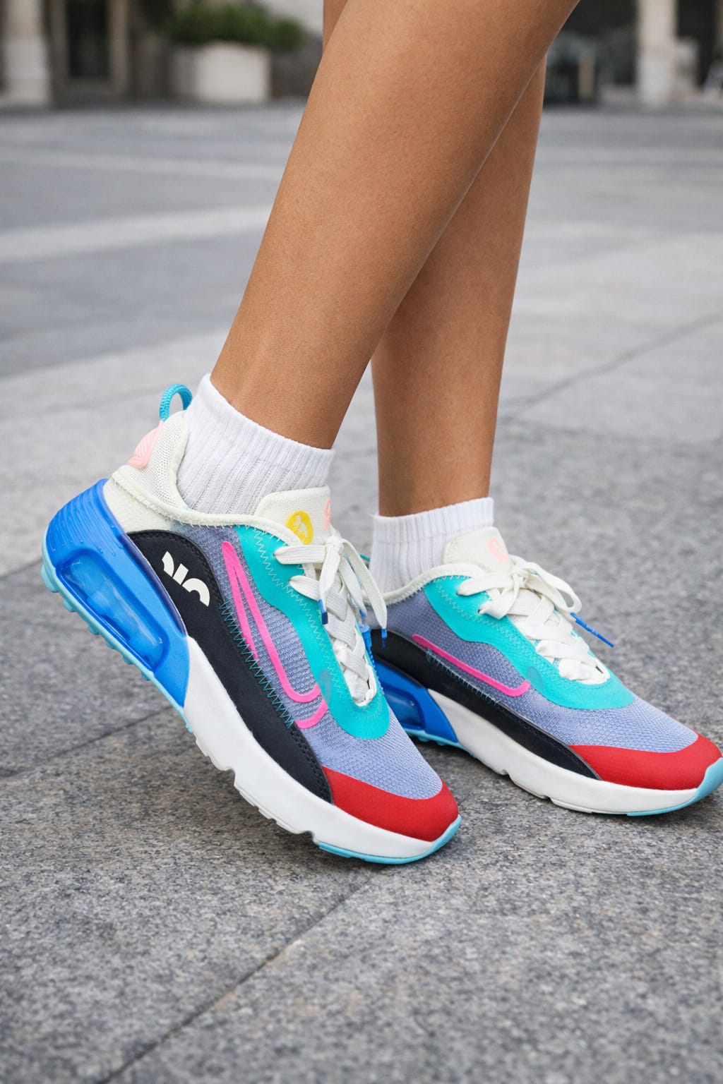 Multi-color running